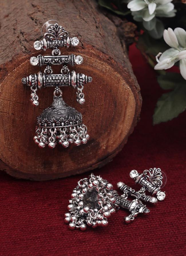     Silver Traditional Wear Oxidised Jhumka Set 